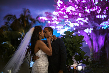 Wishful Wedding Come True_Photos by Van Richardson (8) First kiss.jpg